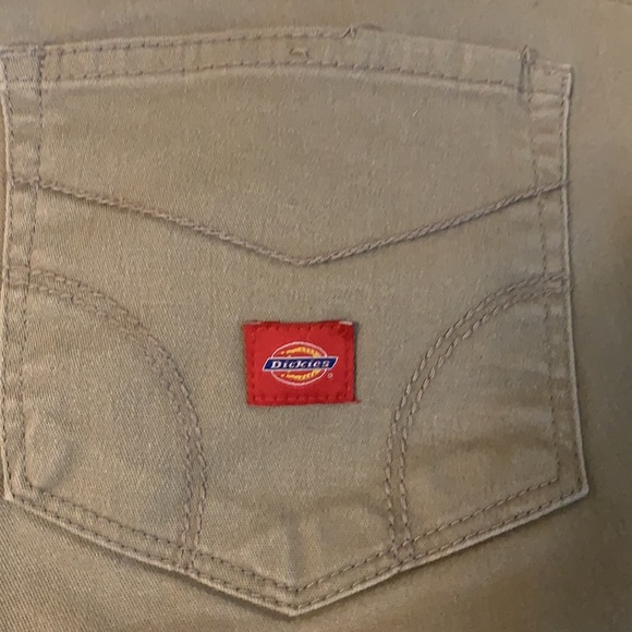 Dickies khaki pants - Picture 4 of 12